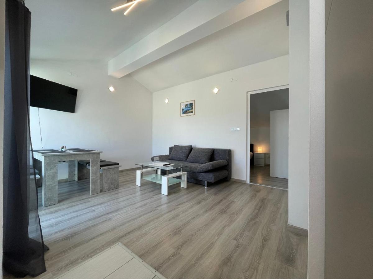 Apartments Villa M&M 비빈제 외부 사진